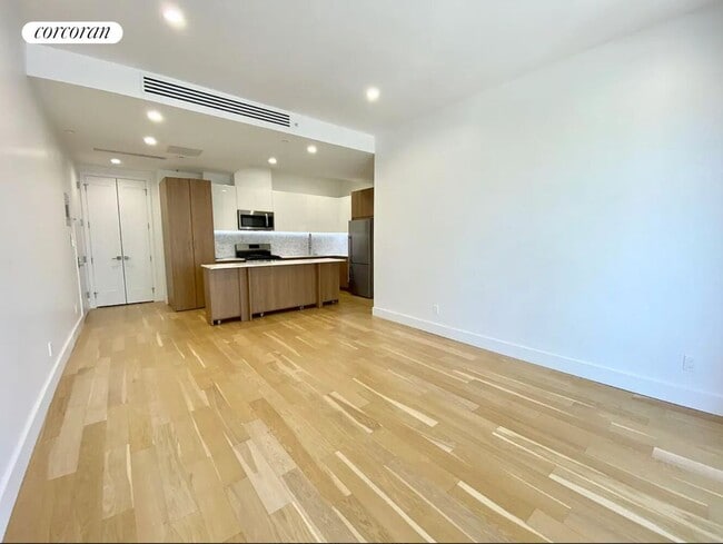 Photo - 322 Gates Ave