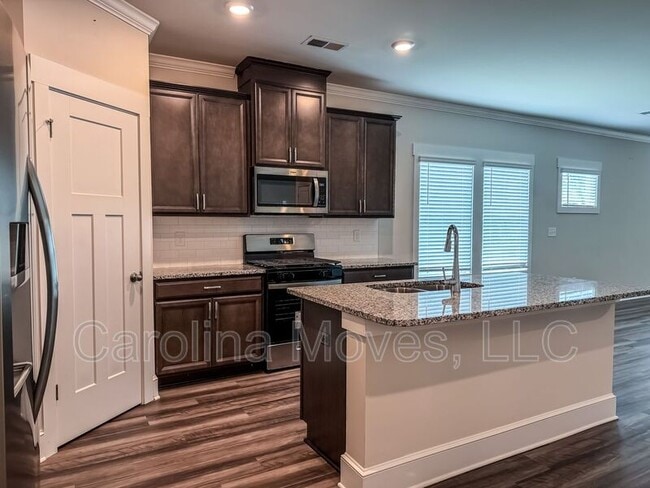 Photo - 312 Obsidian Ct