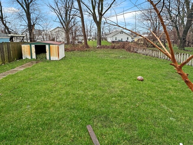 1807 Jerome Ave SW