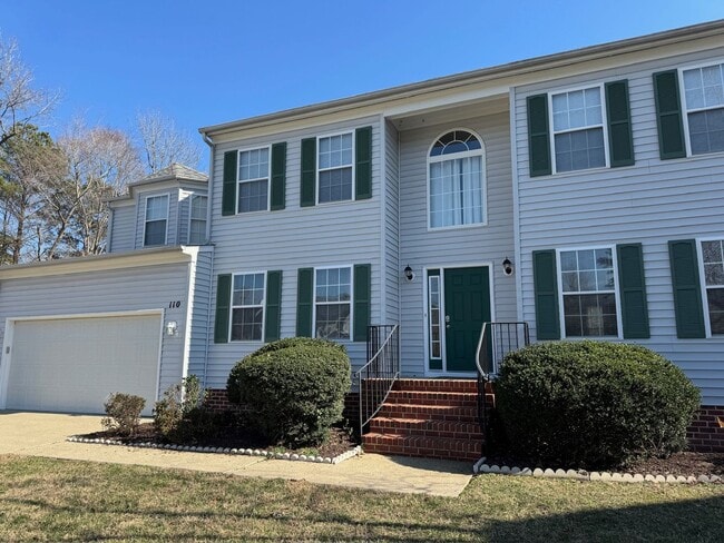 Building Photo - 110 Bugle Ct