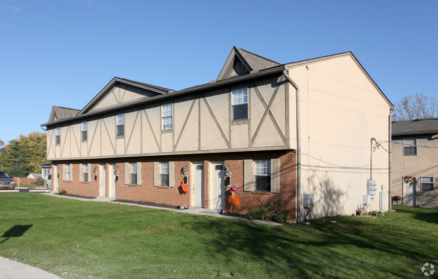Westerville Oaks - Westerville Oaks Apartments