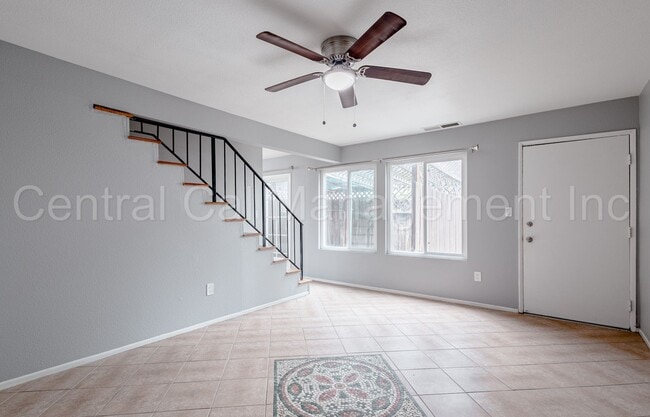 Photo - MOVE IN SPECIAL! - HALF MONTH OFF NOV RENT...