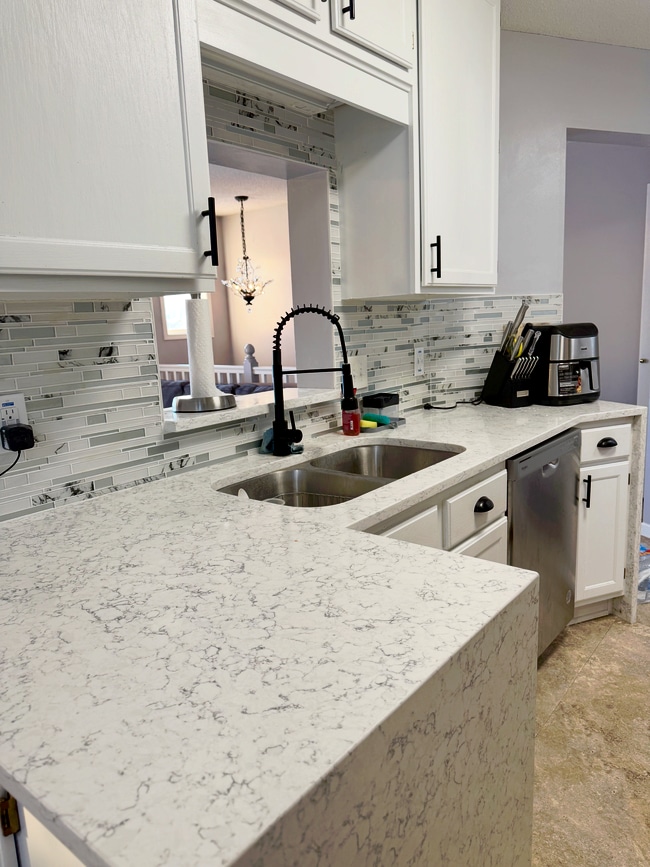 Kitchen - 14546 Cobalt Ave