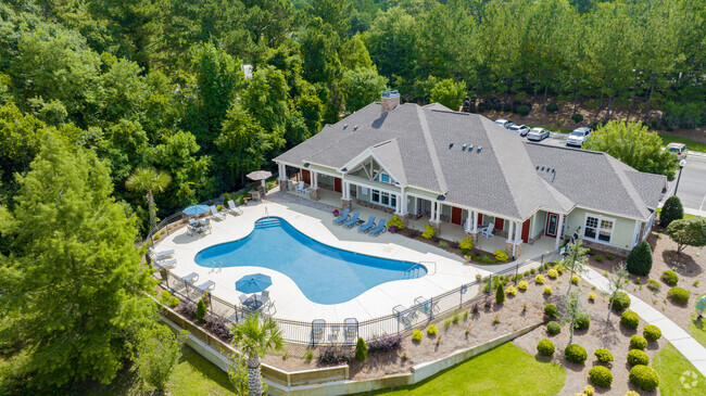 Clubhouse and Pool - The Crossings At Cottage Hill Rental