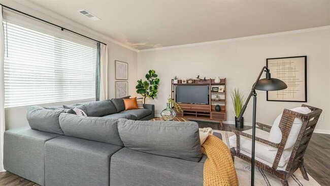 Photo - 2473 Bayberry St