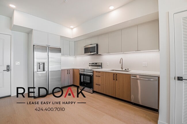 Photo - 856 S Gramercy Dr Unit 311
