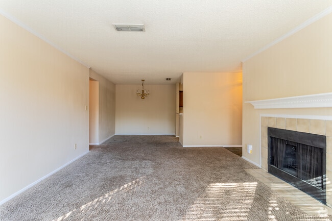 1BD, 1BR - 784SF - Living Area