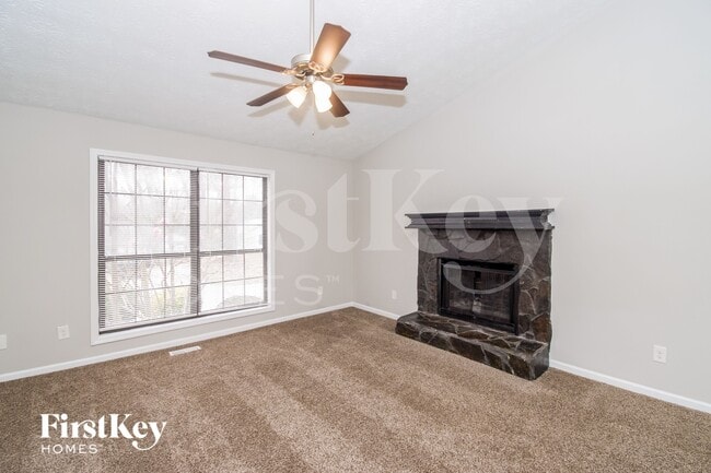 Photo - 1648 Olde Oak Dr