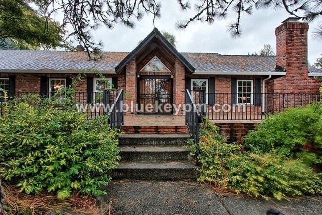 Photo - 3 Bed, 2 Bath, 1 Acre Home in Ridgefield, WA