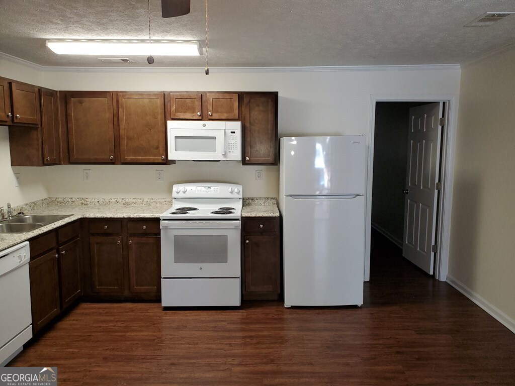 Photo - 320 Coney St Unit APT 4