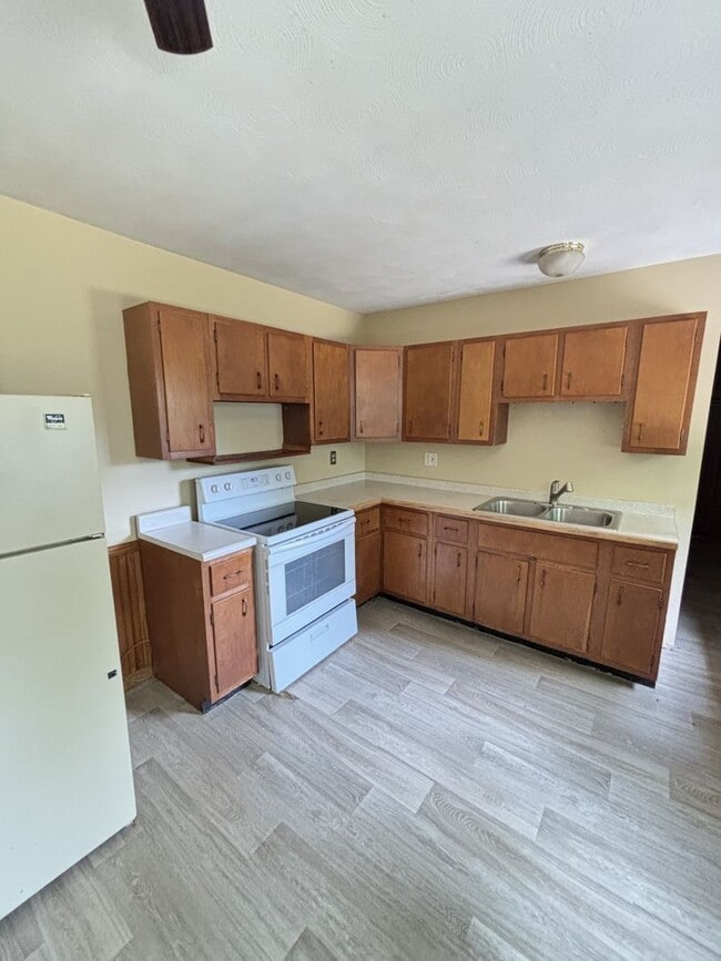 Photo - 906 Timothy Trail