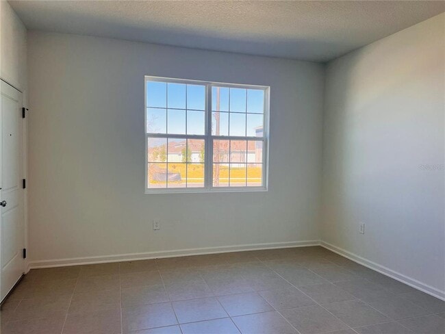 Photo - 4317 Riverbend Blvd