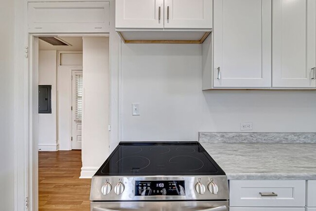 Photo - Renovated Upstairs 2-Bedroom, 2-Bath Apartment in Prime Downtown Location with 2 Office Spaces!