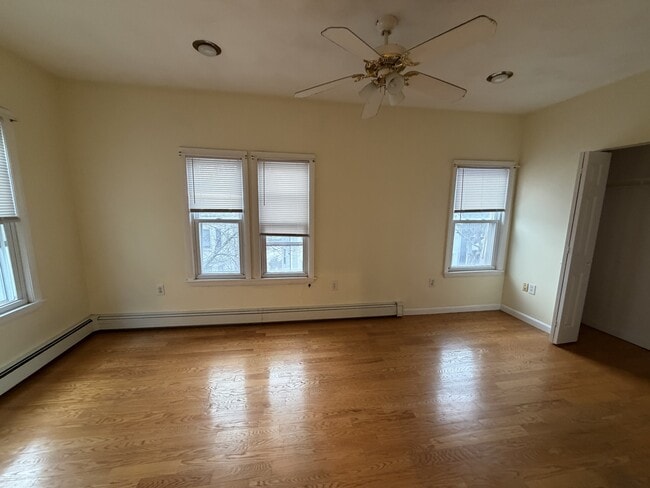 215 Lexington St
