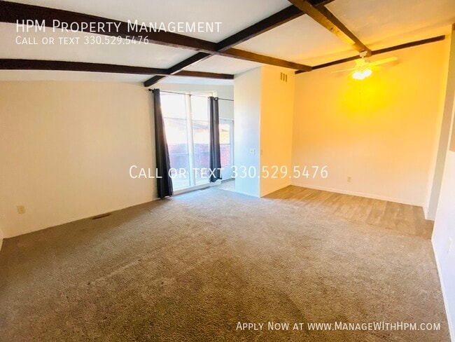 Photo - 511 Wrexham Ave SW