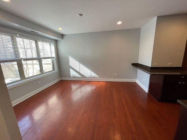 Photo - 1448 W Thorndale Ave Unit 1N