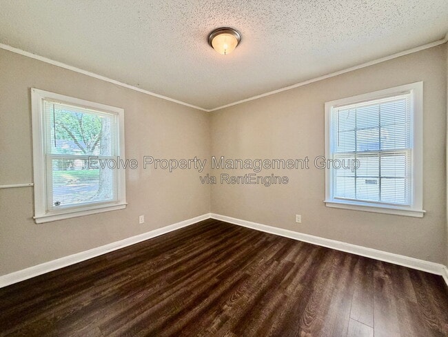 Photo - 3451 Hendricks Ave