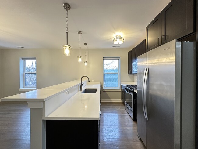 Photo - 1921 W 21st St Unidad M06H