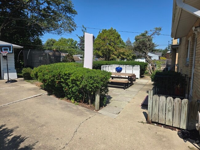 Photo - 714 N Eastwood Ave