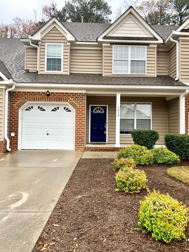 BEAUTIFUL 3 BED/2.5 BATH CONDO, SPACIOUS &... - BEAUTIFUL 3 BED/2.5 BATH CONDO, SPACIOUS &...