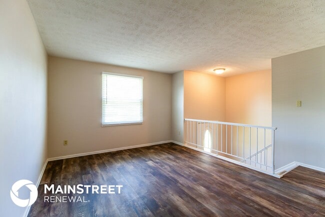 Photo - 4018 Breathitt Pl