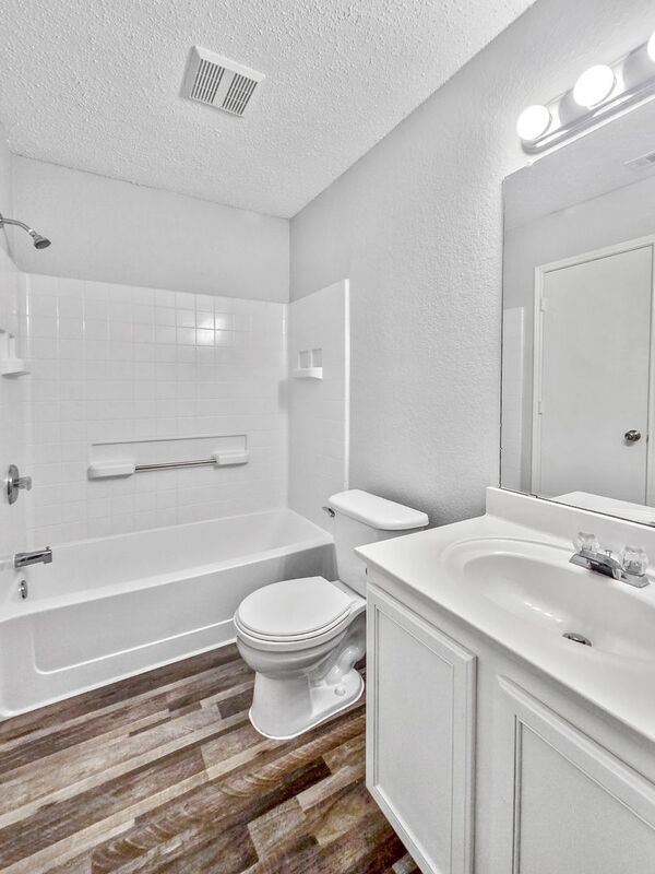 Photo - 107 Gayleh Ln