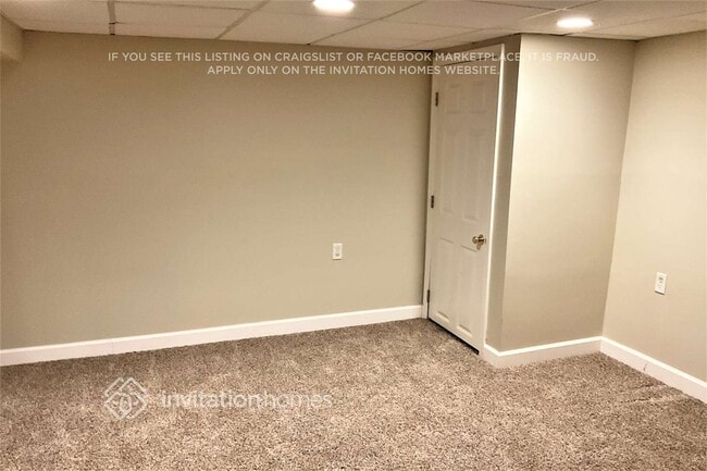 Photo - 4N157 7th Ave