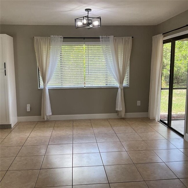 Photo - 6377 Myrtlewood Rd