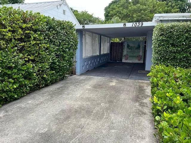 Photo - 1039 Miner Rd