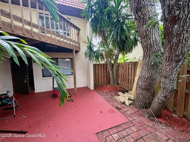 Photo - 8789 Live Oak Ct