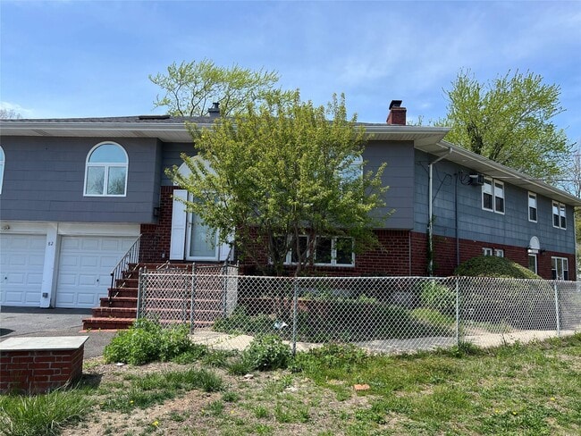 Building Photo - 82 Yale Ave Rental