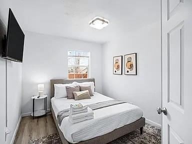 Photo - 2254 Areba St