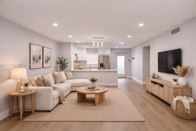 Photo - 2980 Riverside Dr Unit 125-3