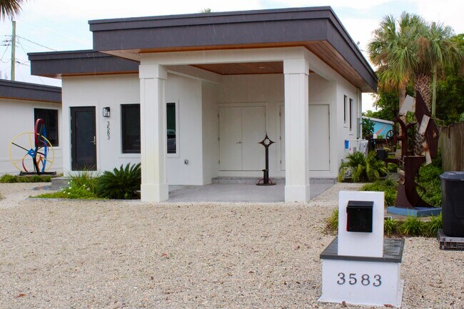 3583 Gibbs Rd