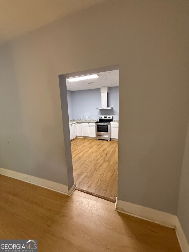 Photo - 1006 W College St Ext