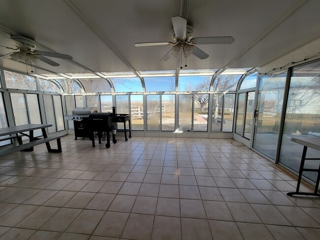 SUN ROOM - 22310 Kimberly Rd