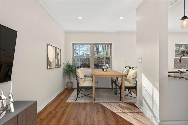 Photo - 2918 Highland Dr SE