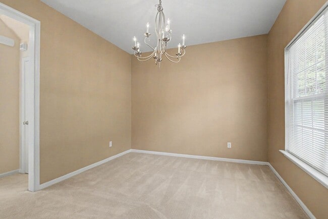 Photo - 354 Canaan Cir