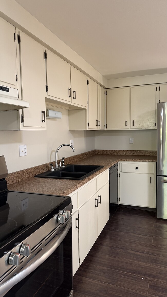 Photo - 8014A Marlin Dr