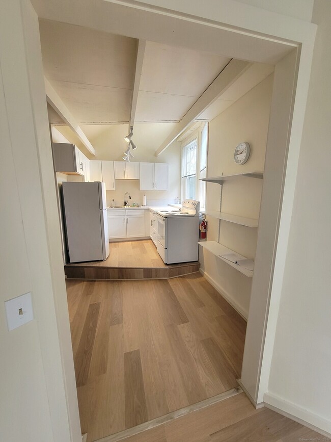 Photo - 270 Cherry Brook Rd Unit 3 South