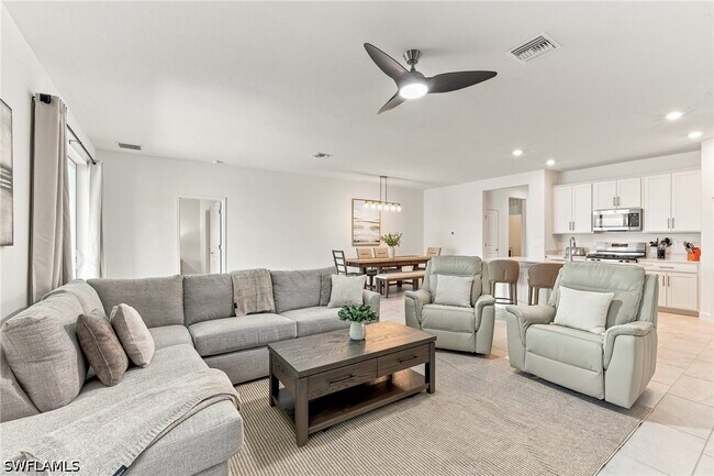 Photo - 14711 Bluewater Rd