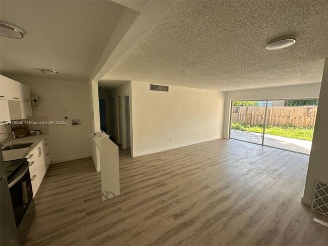 Building Photo - 4174 NW 79th Ave Rental