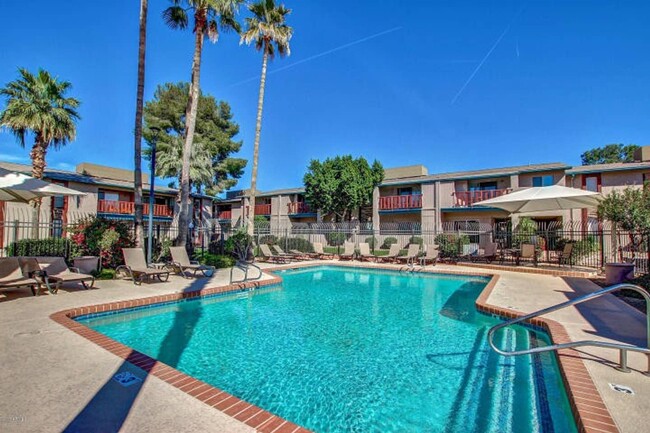 Scottsdale Park Place Condominium - Scottsdale Park Place Condominium Unidad 265-U