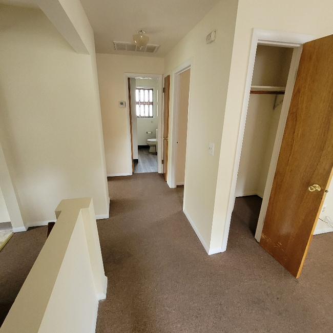 Photo - 22 Ryle Ave Unit 2nd Floor