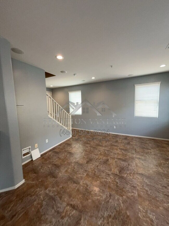 Photo - 1426 N 81st Dr