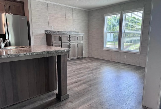 Photo - 17019 Coventry Ln