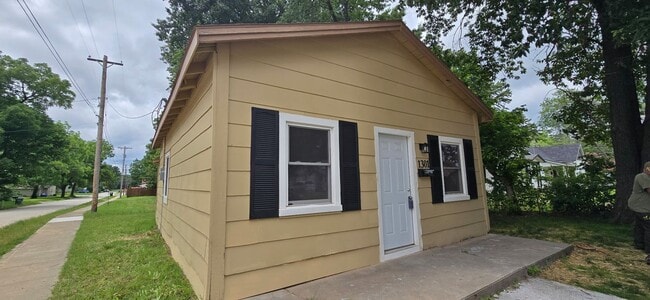 Photo - Cute 2 bedroom home near downtown