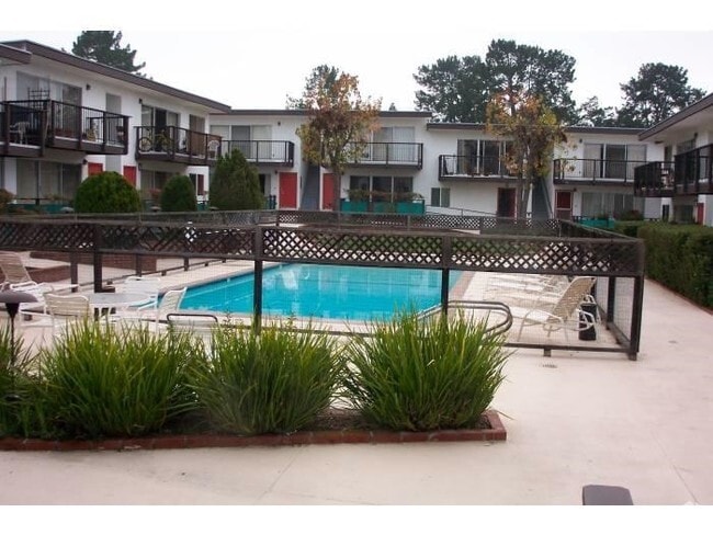 Building Photo - Nova at Terra Linda Rental