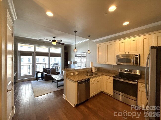 Photo - 230 S Tryon St Unit 1002