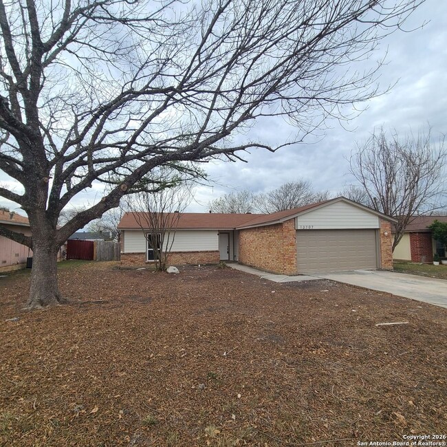 Photo - 3 Bedrooms 1 and 1/2 Bath